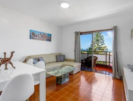 아파트 Impeccable 2-bed In Bajamar 바하마르